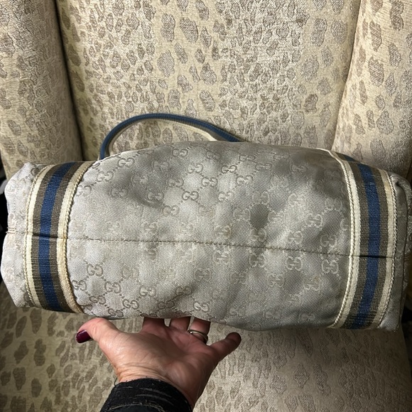 Gucci GG Silver Nylon open tote bag with green,blue,cream nylon stripes - Picture 13 of 17